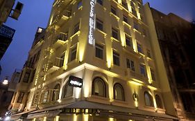 Voir Hotel Pera